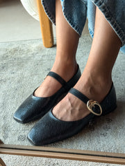 Grace flats Black Snake