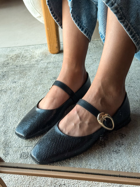 Grace flats Black Snake