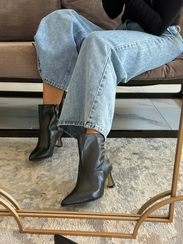 Allie Boots Black