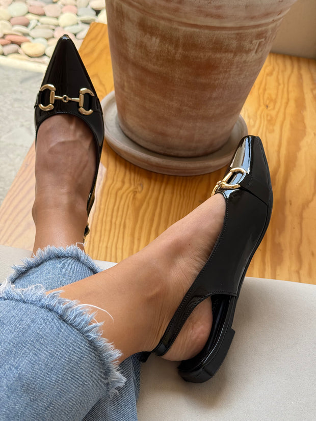 Slingback Flats Negro Charol Hebilla dorada Grande