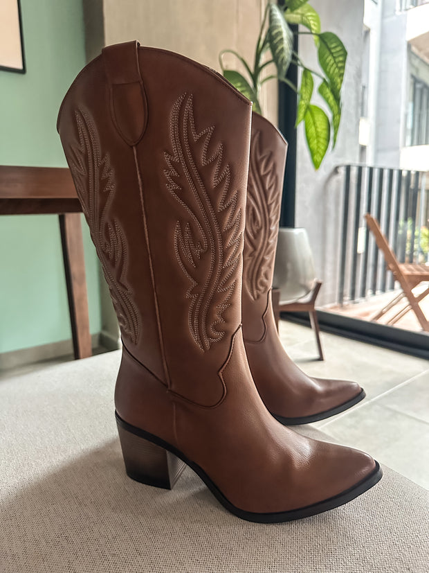 Tucson Camel Boots