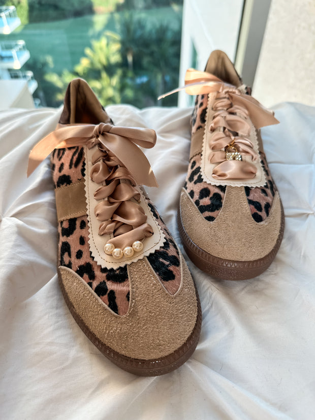 Leopard Charms Nude Sneakers