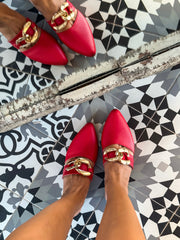 Dakota Mules Gold Chain Red