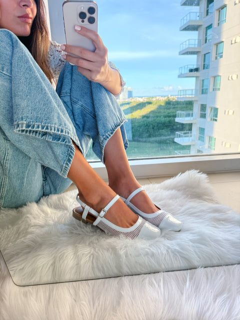 Roby White Flats