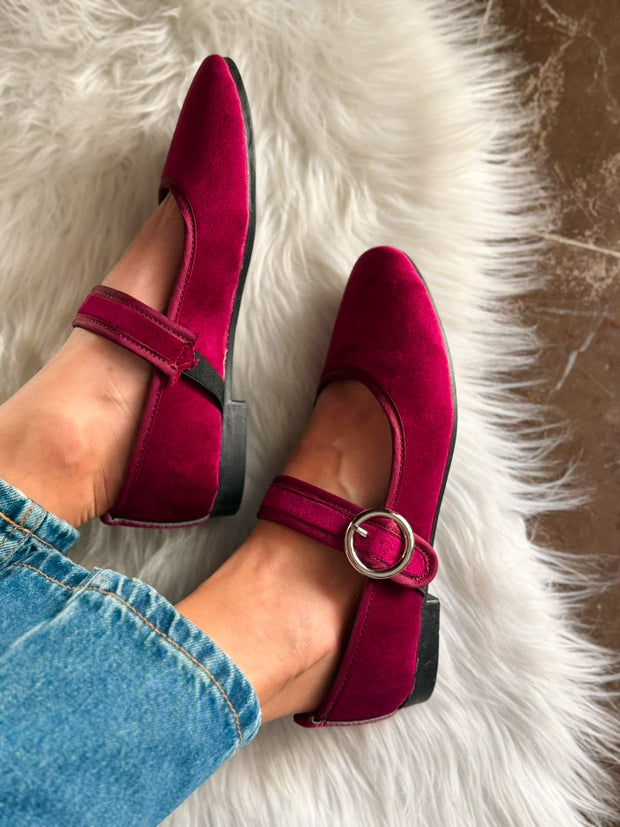 Baltimore Strap Wine Flats