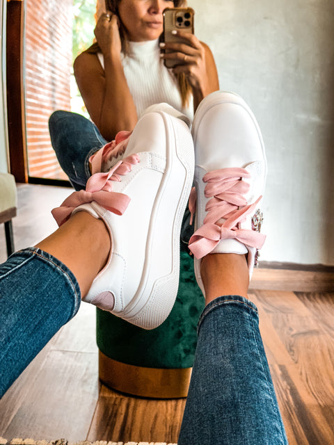 Shiny Heart Pink Sneakers