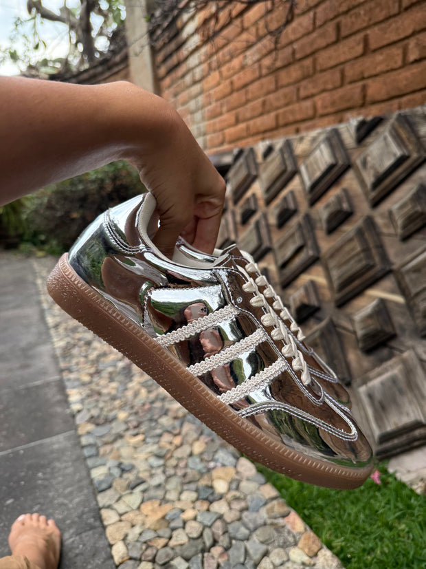 Silver Sneakers Franjas Tejidas