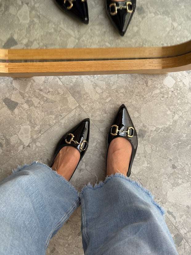 Slingback Flats Negro Charol Hebilla dorada Grande