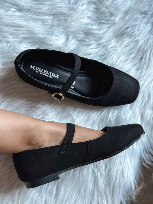 Snow Black Flats