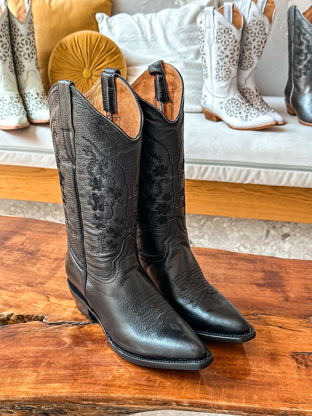 Botas Zapatos Marca Bella Marie Texas Boots De Piel Negra Bordado