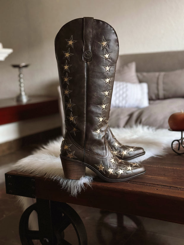 Ciara Stars Brown Boots