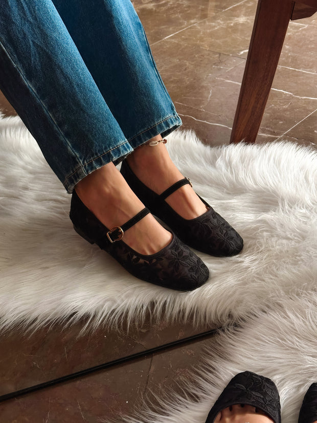 Mary Jane Flores Black Balerinas