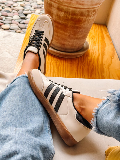 Black franjas tipo piel Sneakers Sporty