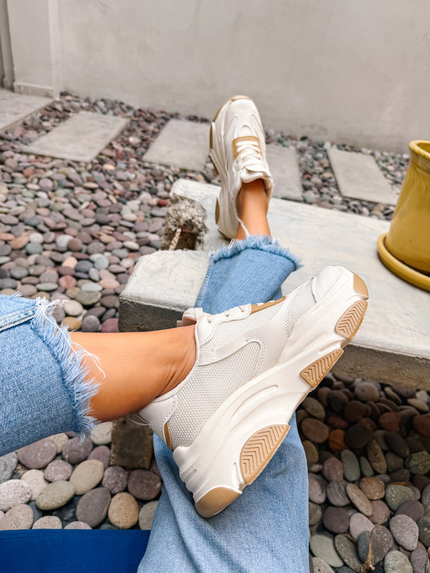 New York Sneakers Ivory detalles Camel