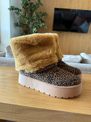 Alaska Leopard Boots