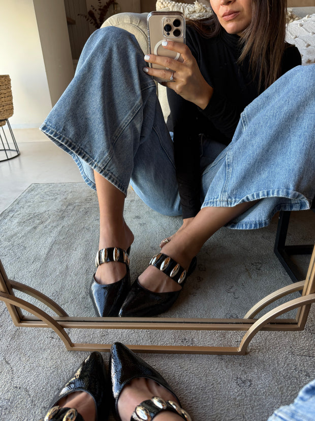 Dakota Black Charol Mules