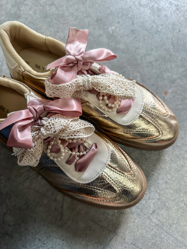 Zebra Charming Gold Sneakers