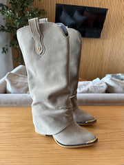 Gaia Boots Grey