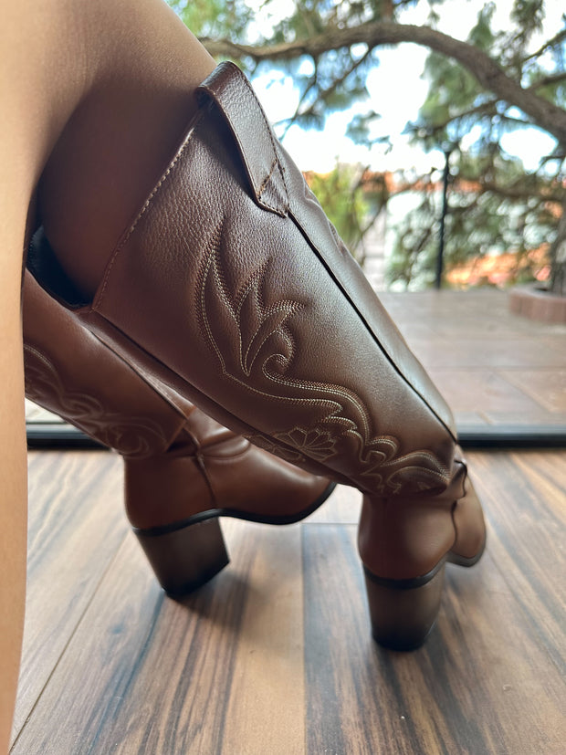 Dutton Camel Boots