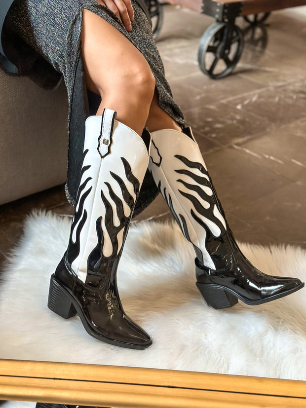 Wild Blaze White & Black Boots