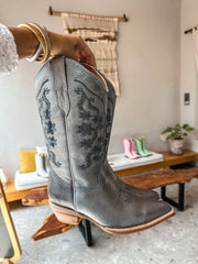Texas Boots de Piel Plata Menta bordado en Flores