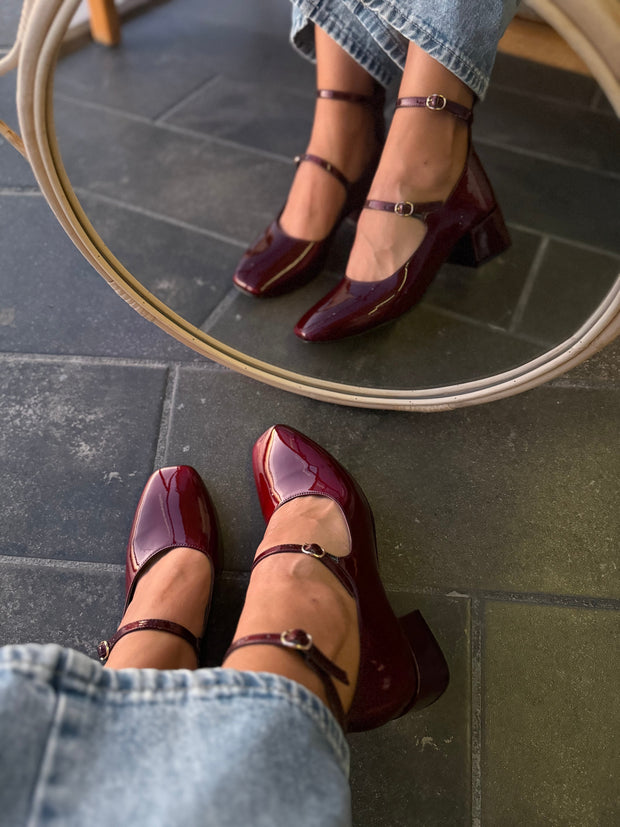 Helena Burgundy Tacón Mini