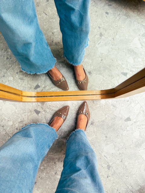 Slingback Flats Taupe Charol Hebilla dorada