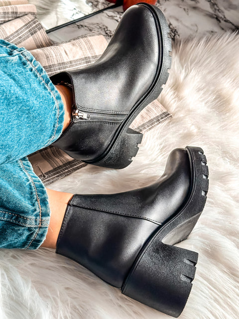 Tucson Zipper Black Boots