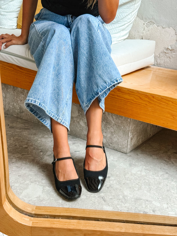 Zoe Heels Black