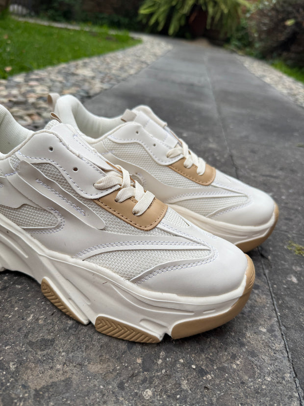 New York Sneakers Ivory detalles Camel