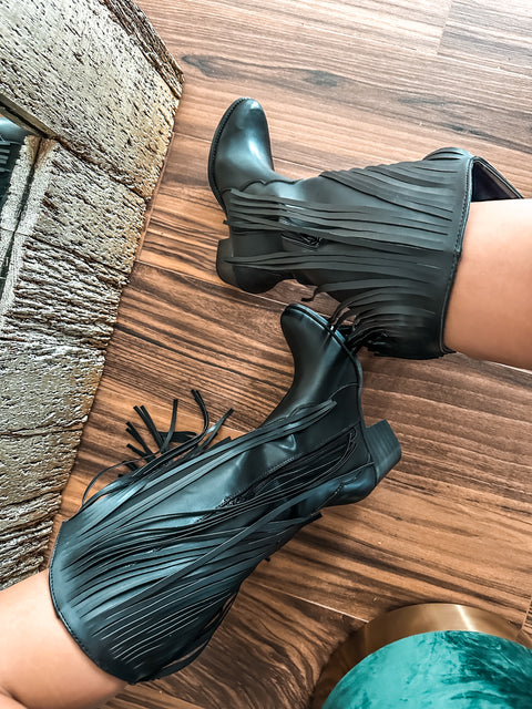 Texas Fringe Black Boots