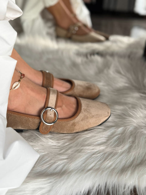 Baltimore Strap Beige Taupe Flats