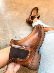 Harlem Simple Brown Boots