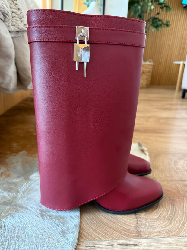 Short Belt Padlock Rojo