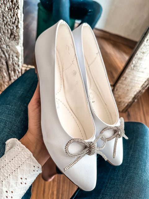 Paris Shiny Knot White Flats