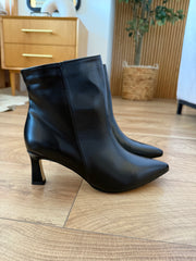 Allie Boots Black