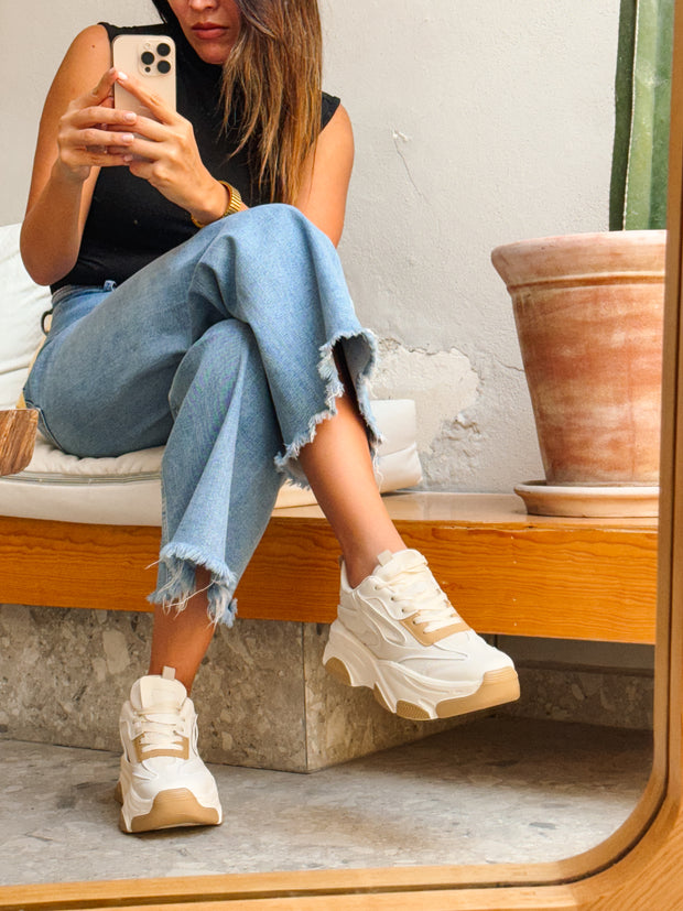 New York Sneakers Ivory detalles Camel