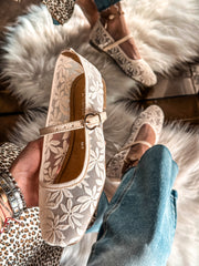 Mary Jane Flores Latte Balerinas