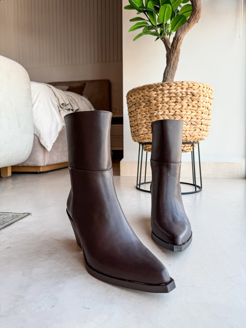 Dorian Brown Boots
