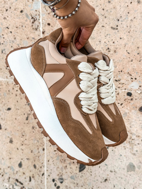Valkiria Nude & Latte Sneakers