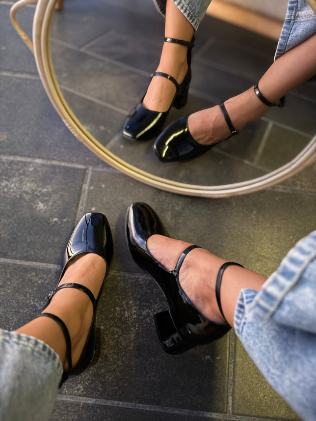 Helena Black Tacón Mini