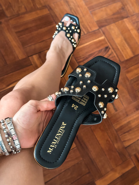 Hera Crown Pearl Black Sandals