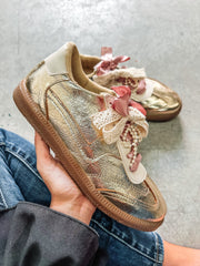 Zebra Charming Gold Sneakers
