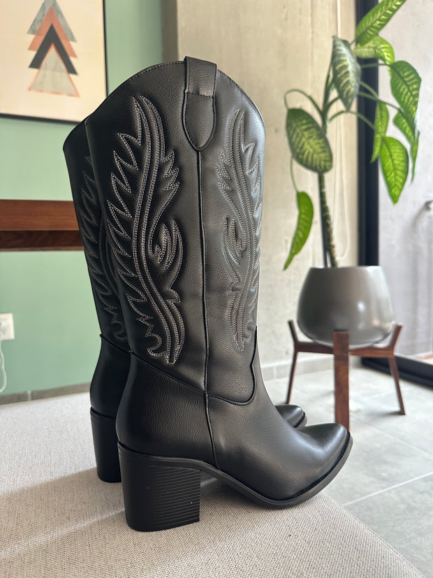 Tucson Black Boots
