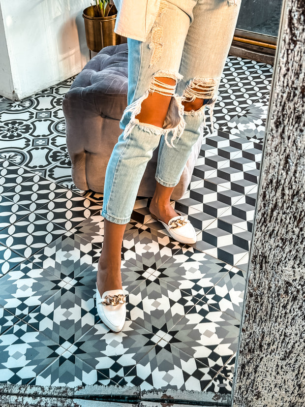 Corso Chain White Coco Mules