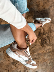 Sportif Tip Nude And White Sneakers