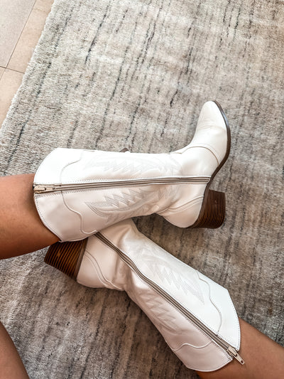 Cowgirl Ice Boots