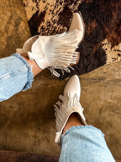 Cowgirl Shiny Latte Boots