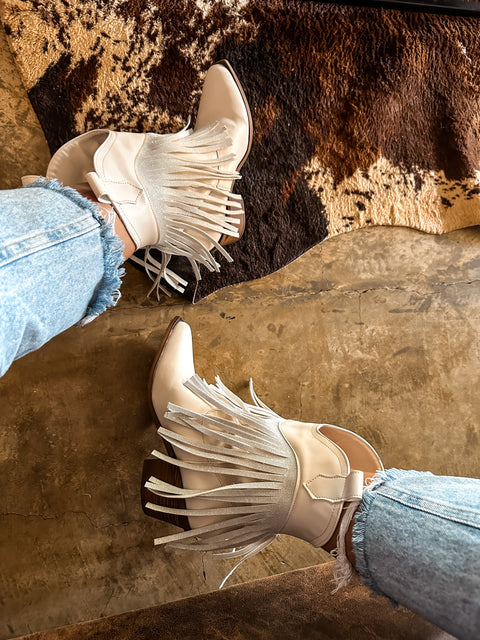 Cowgirl Shiny Latte Boots