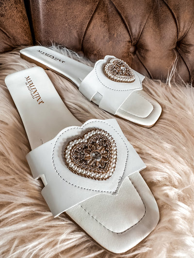Shiny Heart White Sandals